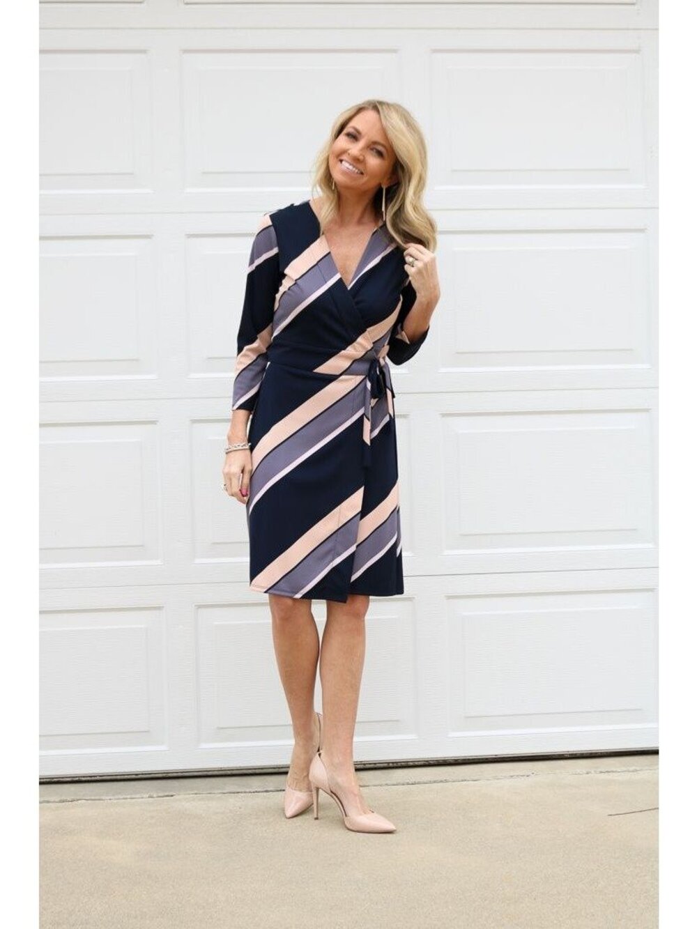Ann Taylor Dress Size 8 Wrap Navy Peach Diagonal Striped A-Line 3/4 Sleeves